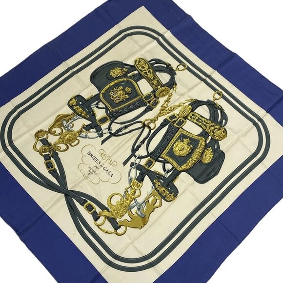 HERMES Carre 90 Blue Light gray Gold Scarf 174-072425 - Picture 1 of 7